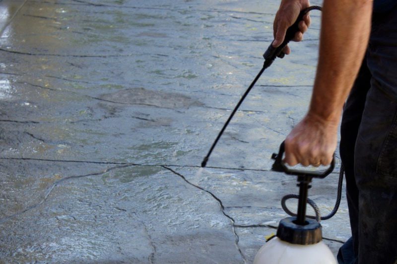 sprayer-for-concrete-sealer